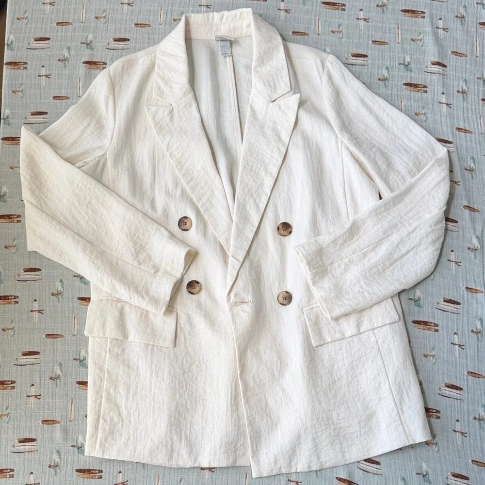 Women’s Double-Breasted Cream Lightweight Blazer - Picture 1 of 12